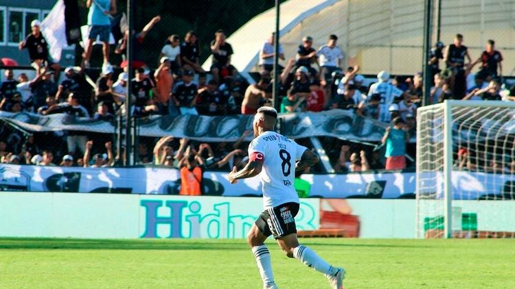 Deportivo Riestra  Atlético Tucumán